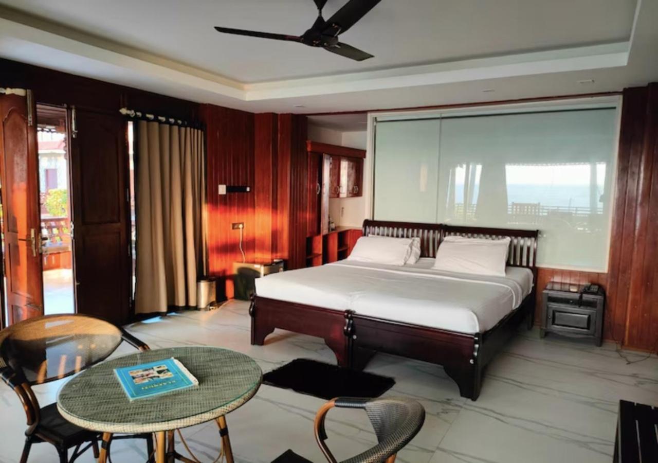 Clafouti Beach Resort - A Seafacing Resort Варкала Экстерьер фото